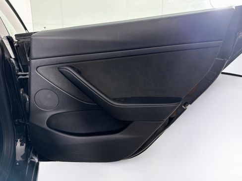 Used 2022 Tesla Model 3 Standard Range RWD image 30