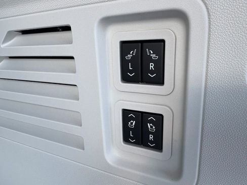 New 2026 Buick Enclave Avenir w/ Super Cruise Package image 44