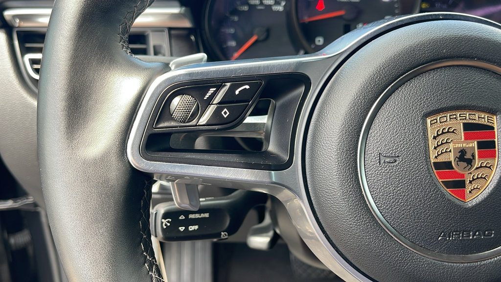 Used 2019 Porsche Macan AWD/4WD image 23