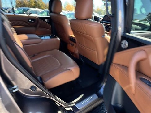 Used 2024 INFINITI QX80 Sensory w/ Cargo Package image 20