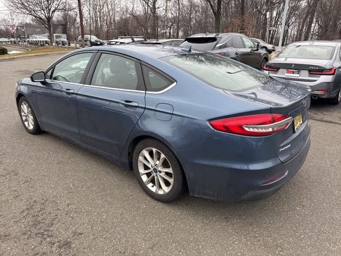 Used 2019 Ford Fusion SE image 17