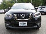 Used 2019 Nissan Kicks SR w/ SR Premium Package image 3