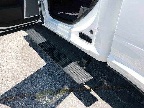 New 2026 RAM 3500 Laramie AWD/4WD image 11