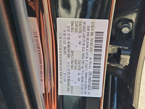 Used 2024 MAZDA MAZDA3 s FWD image 25