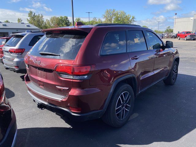 Used 2021 Jeep Grand Cherokee Trailhawk AWD/4WD image 2