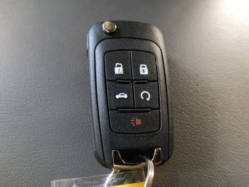 Used 2015 Chevrolet Malibu LS w/ Protection Package FWD image 32