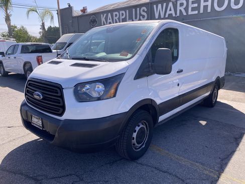 Used 2019 Ford Transit 250 148 Low Roof RWD image 2