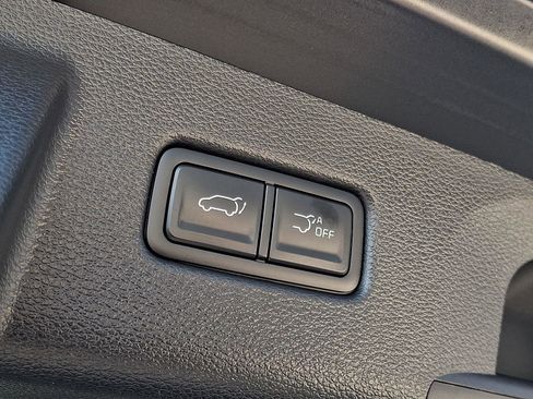 Used 2023 Kia Telluride SX X-Line AWD/4WD image 9