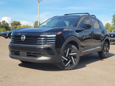 New 2026 Nissan Kicks SV image 1