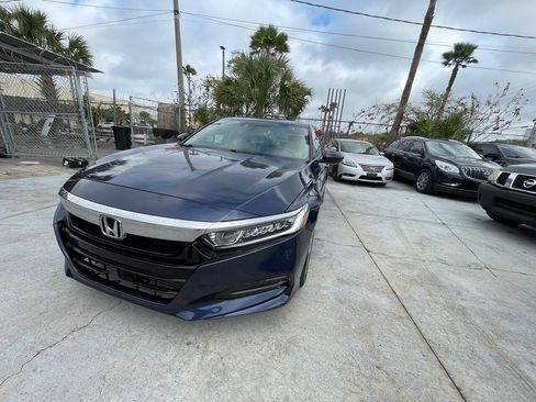 Used 2019 Honda Accord LX image 7