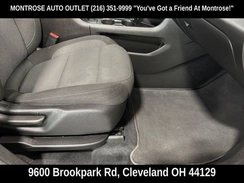 Used 2023 Chevrolet Traverse LT FWD image 55