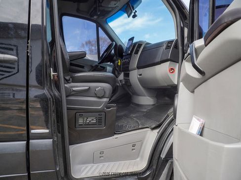 Used 2012 Mercedes-Benz Sprinter 3500 image 57