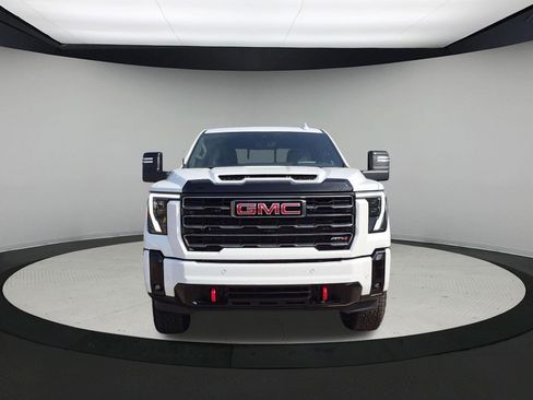 New 2026 GMC Sierra 2500 AT4 w/ AT4 Premium Plus Package AWD/4WD image 8