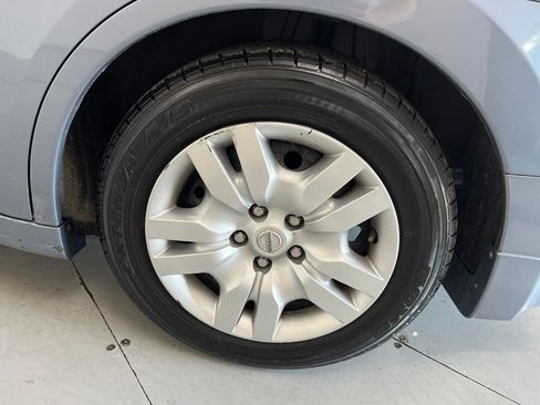 Used 2010 Nissan Altima 2.5 S FWD image 15