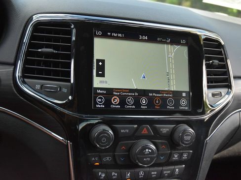 Certified 2021 Jeep Grand Cherokee Limited w/ Quick Order Package 28K 80th AWD/4WD image 19