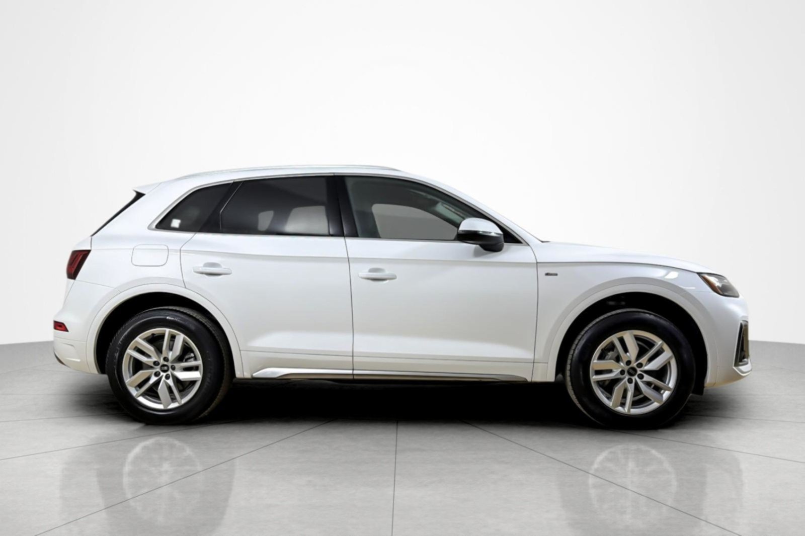 Used 2023 Audi Q5 2.0T Premium AWD/4WD image 6