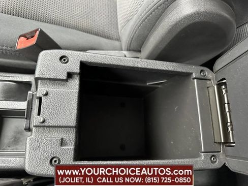 Used 2011 Dodge Caliber Mainstreet image 38