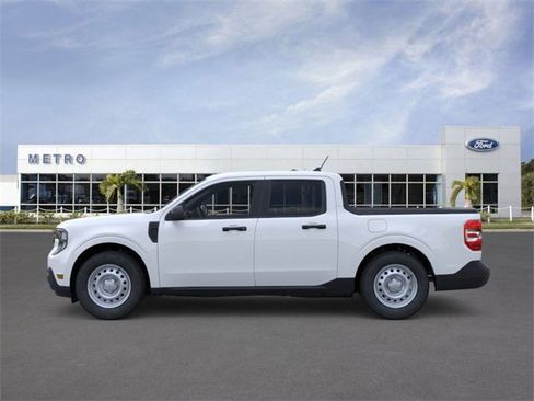 New 2026 Ford Maverick XL image 3