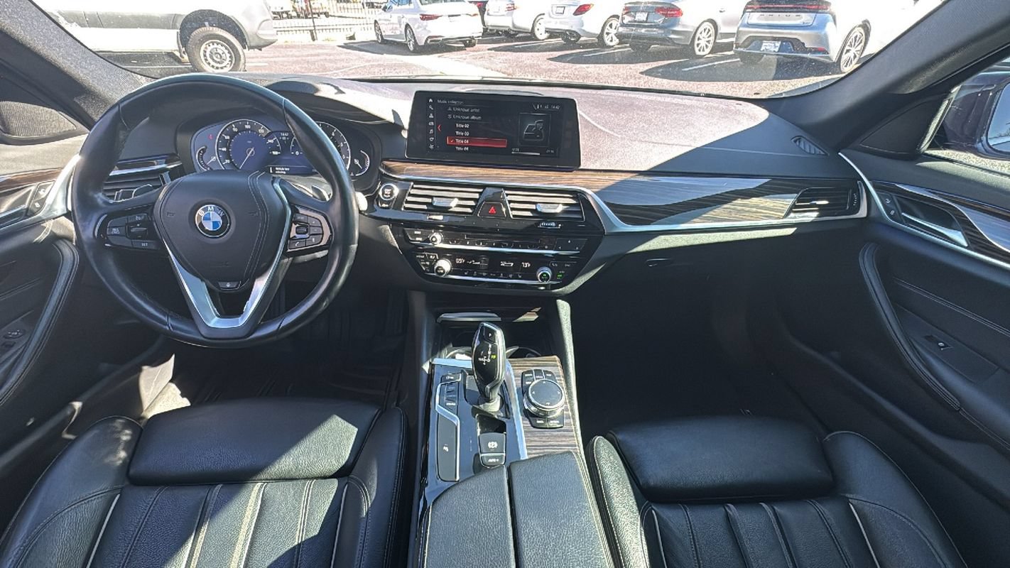 Used 2018 BMW 530i xDrive AWD/4WD image 19