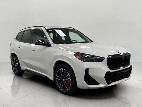 New 2026 BMW X1 xDrive28i w/ Technology Package AWD/4WD image 1