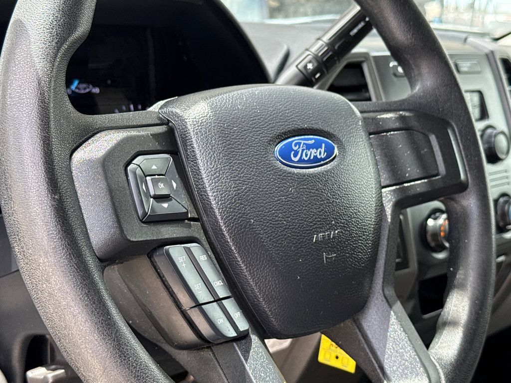 Used 2019 Ford F550 4x4 Regular Cab Super Duty image 29