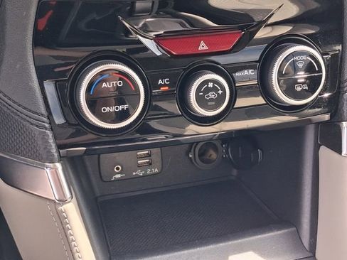 Used 2024 Subaru Forester Premium AWD/4WD image 25