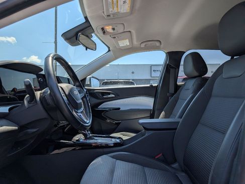 Used 2024 Chevrolet Trax LT w/ Driver Confidence Package FWD image 11