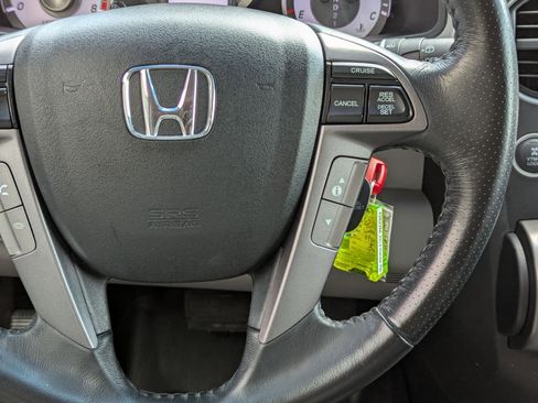 Used 2013 Honda Pilot Touring image 22