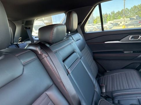 New 2026 Ford Explorer ST-Line RWD image 19