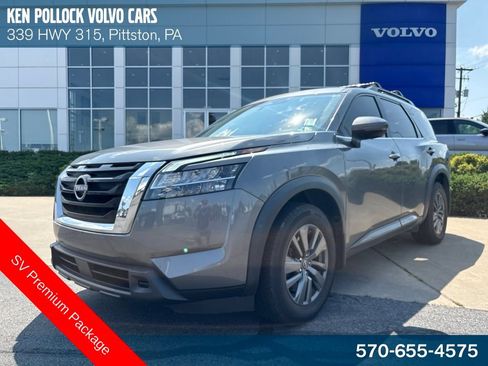 Used 2022 Nissan Pathfinder SV w/ SV Premium Package AWD/4WD image 1