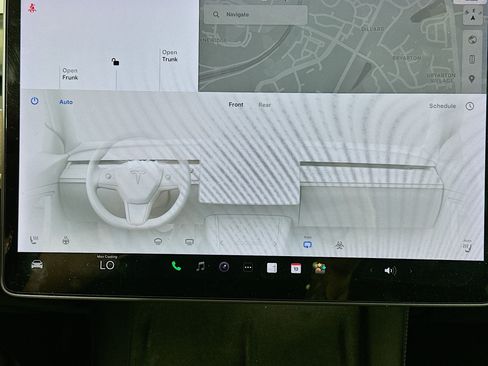 Used 2021 Tesla Model Y Long Range AWD/4WD image 23
