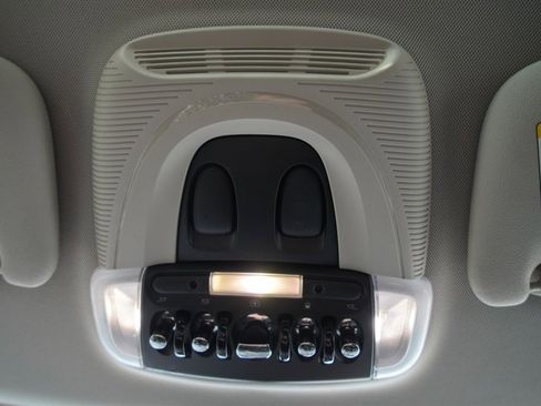 Used 2018 MINI Cooper Clubman S image 34