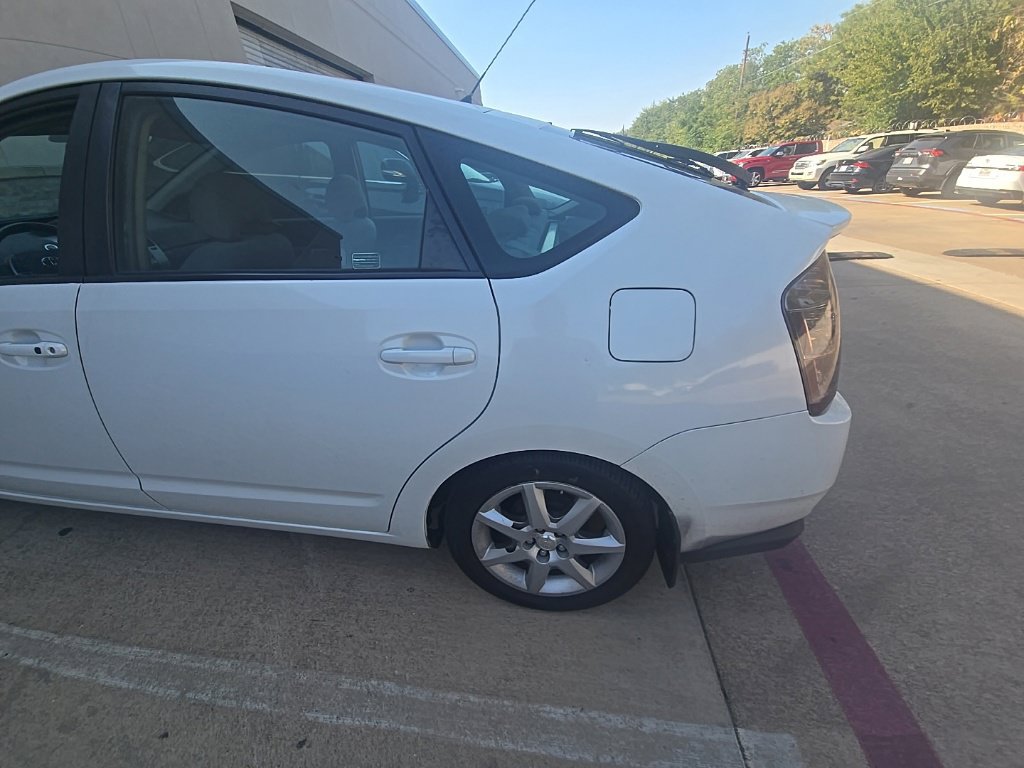 Used 2007 Toyota Prius Touring w/ Pkg 3 FWD image 8