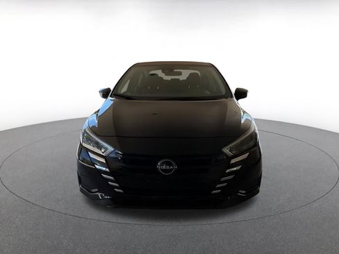 Used 2025 Nissan Versa SV image 11