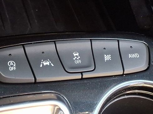 Used 2022 Chevrolet TrailBlazer LT w/ Premium Seating Package AWD/4WD image 23
