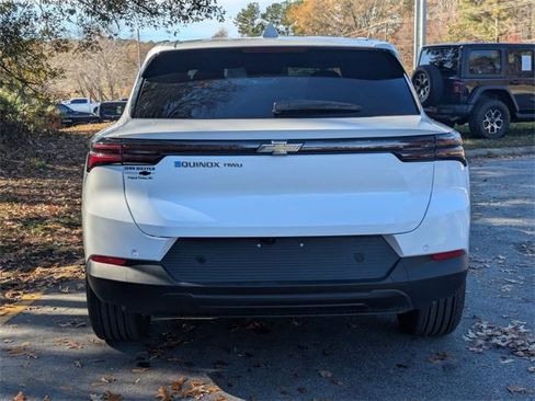 New 2026 Chevrolet Equinox EV LT image 3