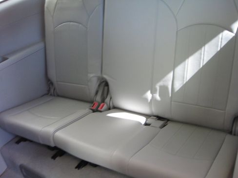 Used 2012 Buick Enclave Premium w/ Trailering Provision Package image 27