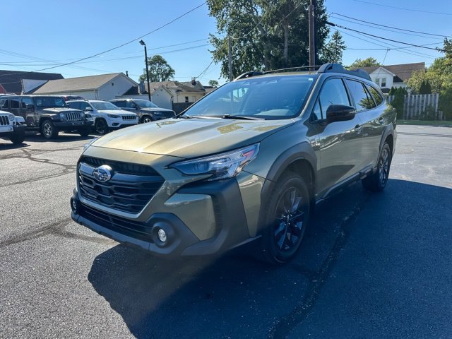Used 2023 Subaru Outback Onyx Edition AWD/4WD image 3