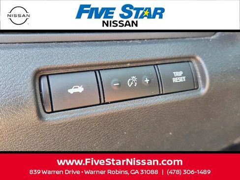 Used 2022 Nissan Altima 2.5 SV image 28