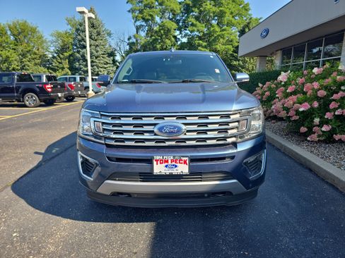 Used 2018 Ford Expedition Limited w/ Equipment Group 301A AWD/4WD image 5