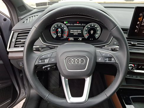 Certified 2025 Audi Q5 2.0T Premium Plus image 20