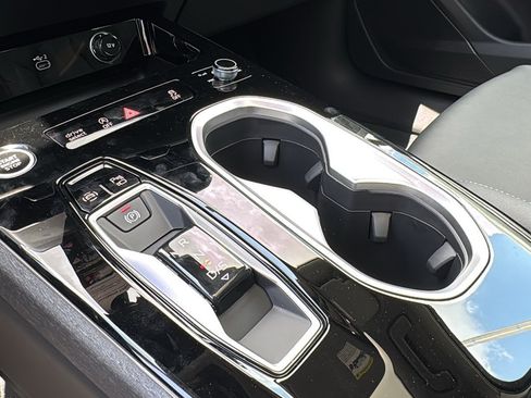 New 2026 Audi A6 Premium Plus AWD/4WD image 21