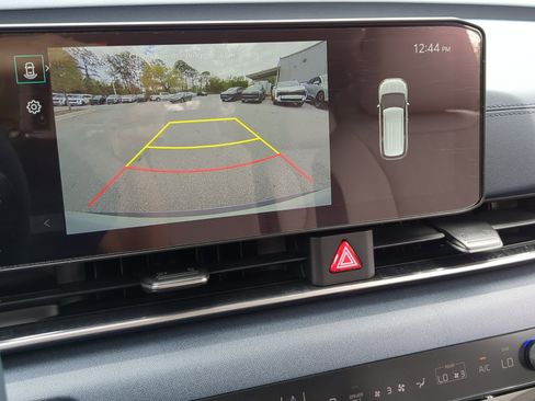 New 2026 Kia Carnival SX w/ SX Dark Edition Package FWD image 5