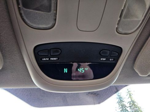 Used 2004 Dodge Ram 1500 Truck SLT image 20