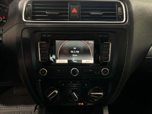 Used 2012 Volkswagen Jetta SEL image 20