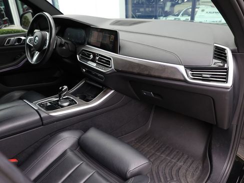 Used 2022 BMW X5 sDrive40i w/ M Sport Package image 24