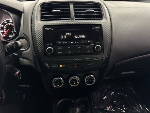 Used 2017 Mitsubishi Outlander Sport ES image 26