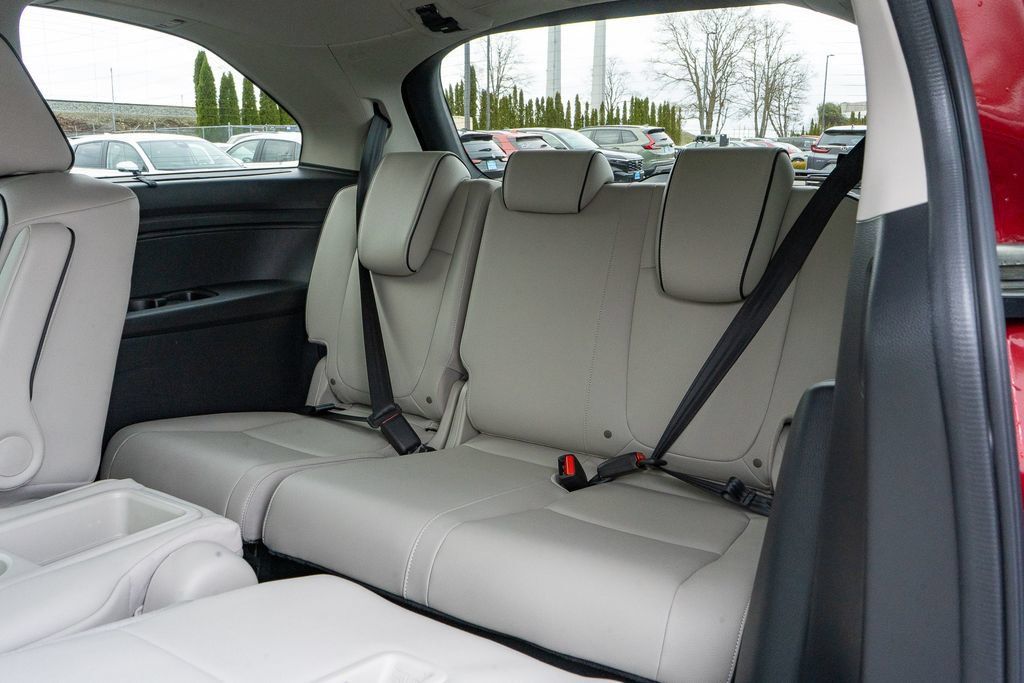 New 2026 Honda Odyssey Touring image 12