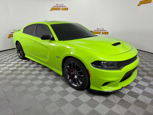 Used 2023 Dodge Charger R/T w/ Plus Group RWD image 8