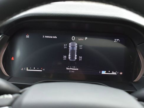 New 2025 Jeep Grand Cherokee Altitude image 15